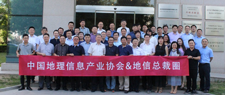 �����ܲ�Ȧ�߽��ƶ����ſƼ���������Ϣ�Ƽ�Ч�͹��ҹ�������