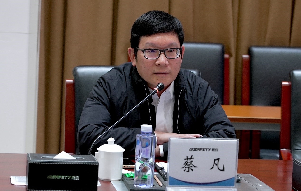 深圳市宝安区领导一行考察调研云顶集团科技 深圳市宝安区领导一行考察调研云顶集团科技