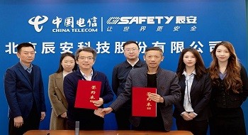 �ƶ����ſƼ���ȫ����С��������ίԱ��濢ս������ Я�ֹ��ٶ������������